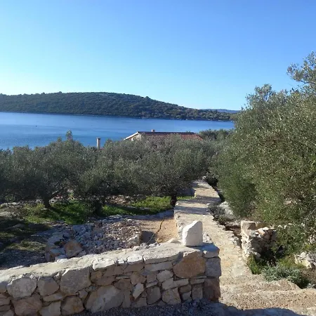 Otok Pasman-kamena Kucica Muscet Chalet